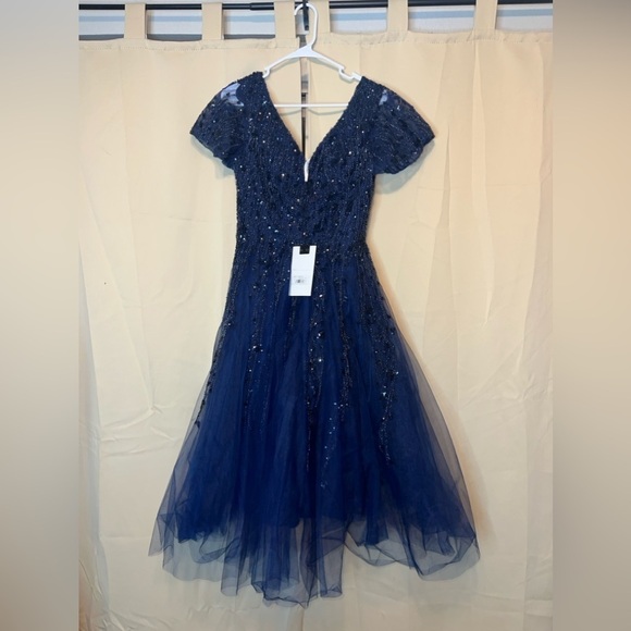 Mac Duggal 20304 NWT EMBELLISHED FLUTTER SLEEVE TEA-LENGTH DRESS - Blue - Picture 4 of 15